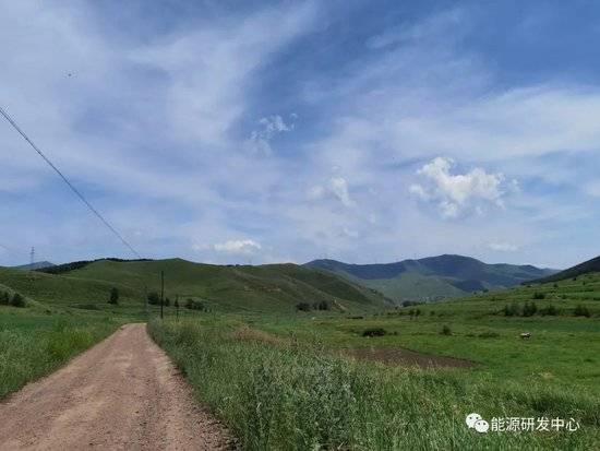 暴跌方式击破欧佩克+减产底部!布伦特原油刷新2021年12月以来新低