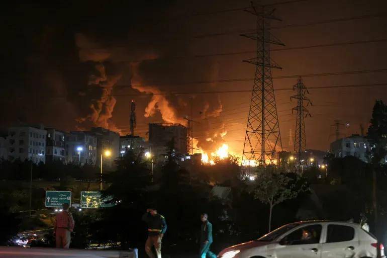 伊以冲突48小时,以方不排除暗杀哈梅内伊,美伊“核”谈停滞,情况还会更糟吗?