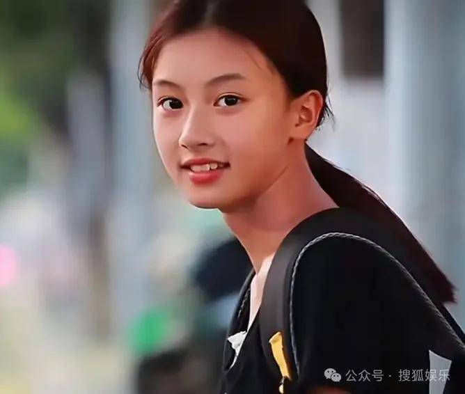 又要见证素人明星的诞生?都说她不进娱乐圈可惜了......