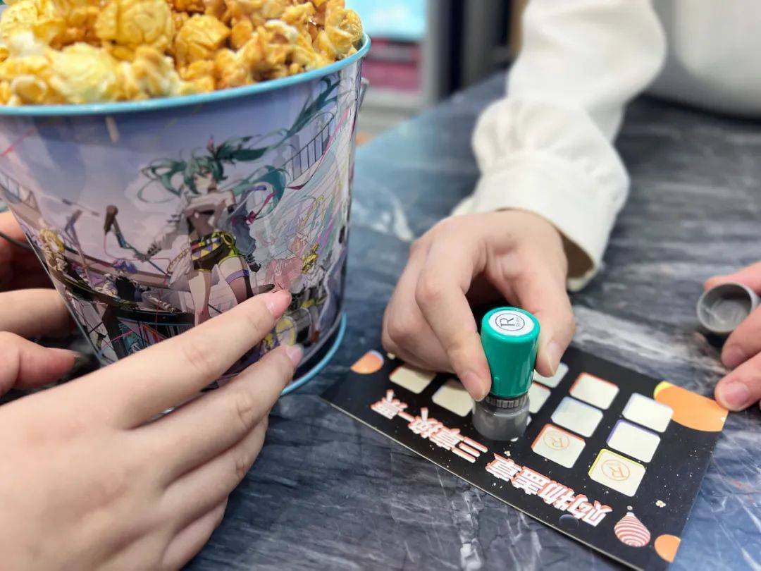 “石头人”来哈尔滨了|万达影城举行《神奇四侠》影迷狂欢