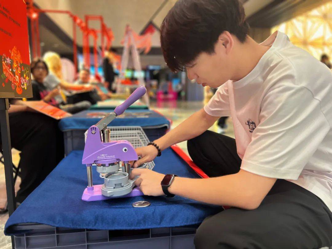 “石头人”来哈尔滨了|万达影城举行《神奇四侠》影迷狂欢