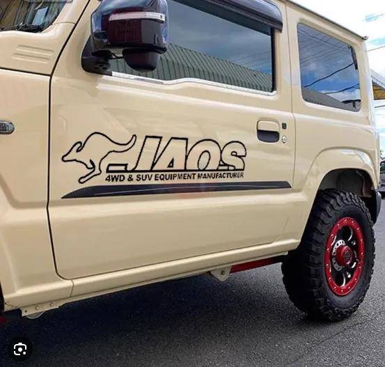 澳大利亚人抗议在车上贴中国八一军徽!吓得还以为是中国来抓他的