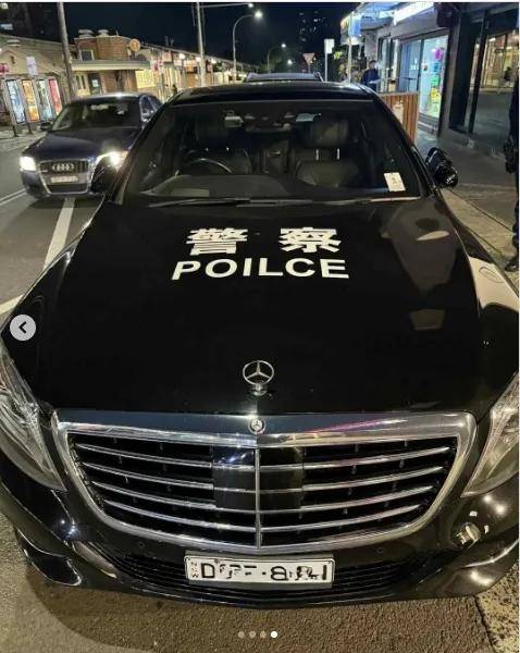 澳大利亚人抗议在车上贴中国八一军徽!吓得还以为是中国来抓他的